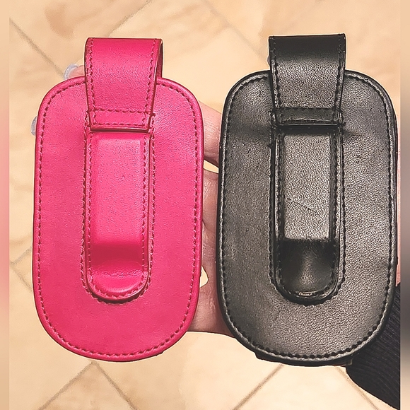 Hot Topic Pair Of Faux Leather Flip Phone Cases - Picture 2 of 5